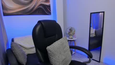 Leo  online show from March 1, 4:12 am