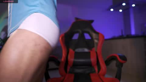 Leo Salvatore online show from December 5, 1:35 am