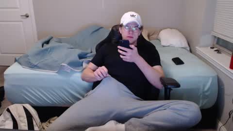 leroy_lew online show from December 15, 11:23 am