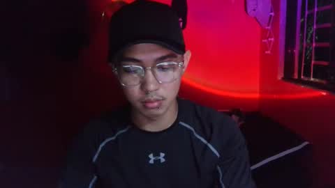 lesteryooo online show from March 29, 10:26 am