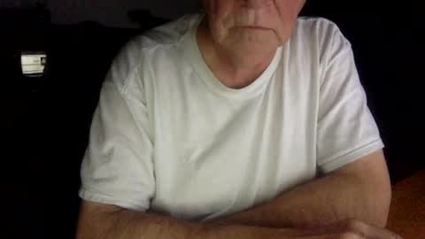 letscum2gether0 online show from December 15, 3:13 am