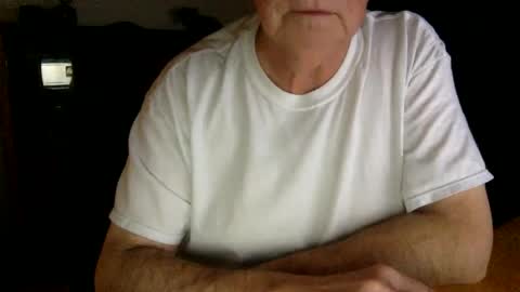 letscum2gether0 online show from December 19, 3:18 am