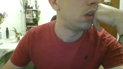 lhagus28 online show from March 3, 12:01 pm