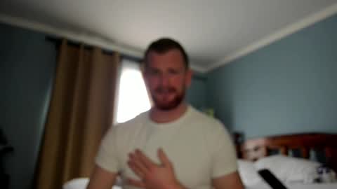 Liam online show from February 28, 5:34 pm