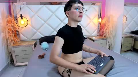 liamheat online show from September 30, 6:40 am