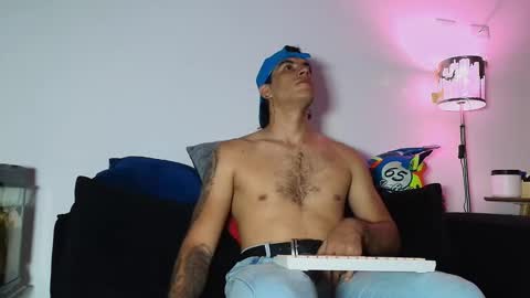 Lian Oconner online show from November 12, 12:27 am