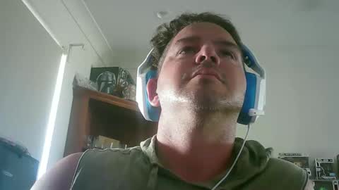 lickitwell29 online show from December 18, 10:17 pm