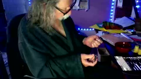 Snapshot of lickyouryoni chatting on October 13, 3:07 pm LickYourYoni online show from October 13, 3:07 pm