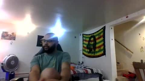Snapshot of lightskinned666 chatting on October 24, 3:19 am lightskinned666 online show from October 24, 3:19 am