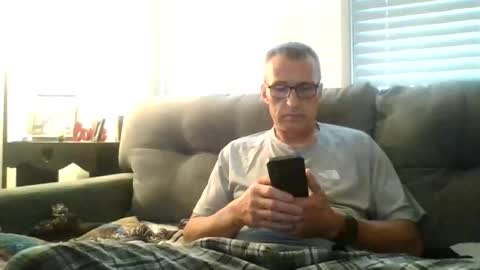 Snapshot of like2watchuwatchme chatting on October 29, 1:25 pm Like2watchuwatchme online show from October 29, 1:25 pm