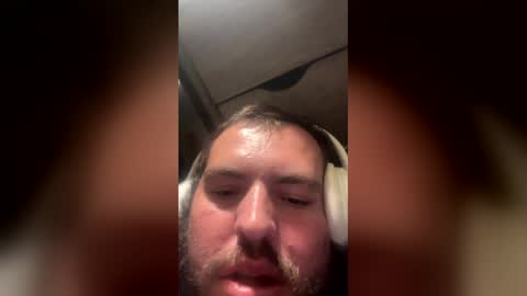 lilsubmission online show from April 22, 3:02 am