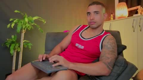 lincom amith online show from November 20, 11:36 pm