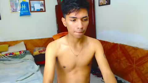 Lionpuppy online show from January 2, 10:44 pm