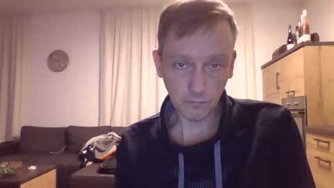 Willy online show from February 15, 8:28 pm