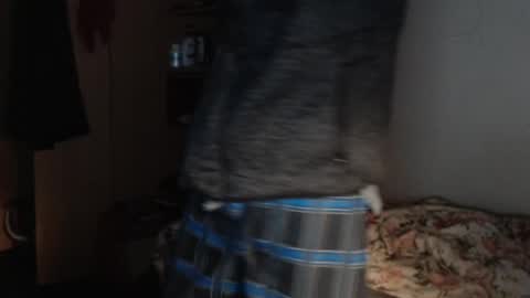 littlealien7 online show from April 23, 6:54 pm