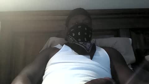 Snapshot of llcoolblack chatting on September 9, 6:40 pm llcoolblack online show from September 9, 6:40 pm