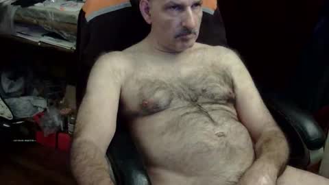 loades182025 online show from October 16, 2:30 am