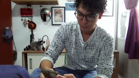 Lobo online show from December 5, 4:01 pm