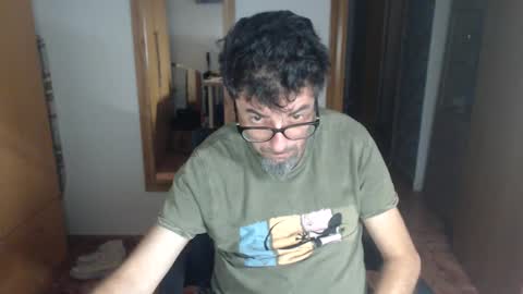 Snapshot of lobosolitario73 chatting on October 15, 9:33 pm lobosolitario73 online show from October 15, 9:33 pm