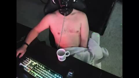 Liam online show from February 1, 6:17 pm