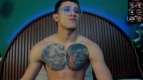 logan_griffin online show from October 29, 4:04 am