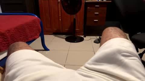 Snapshot of logandaimond chatting on September 15, 2:03 am logandaimond online show from September 15, 2:03 am