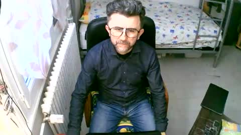 lokoum39 online show from February 1, 4:38 pm