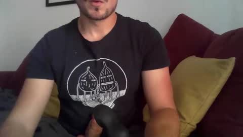 Snapshot of lolo3064 chatting on October 26, 1:02 pm lolo3064 online show from October 26, 1:02 pm