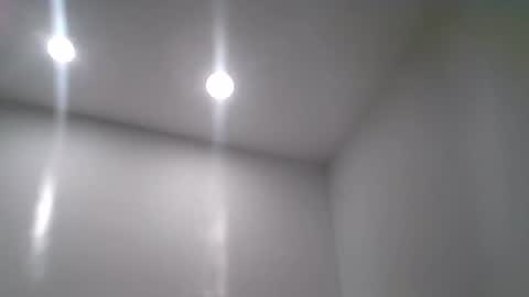 THE SEXIEST MAN ALIVE online show from April 20, 12:13 am