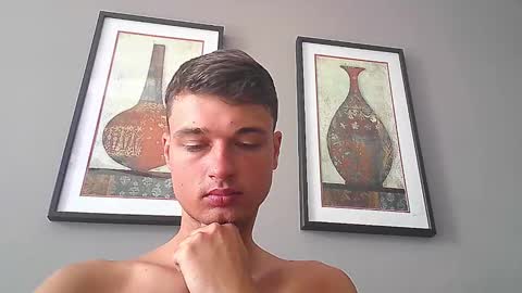 london_tomy online show from February 13, 3:39 pm