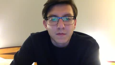 Snapshot of londonboy405 chatting on February 27, 6:42 pm londonboy405 online show from February 27, 6:42 pm