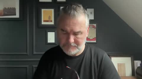 EnglishBear online show from December 15, 9:06 am