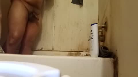 longonetexas online show from April 25, 11:46 am