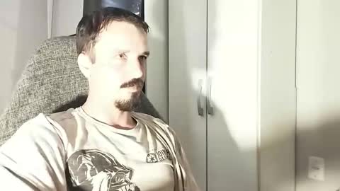 Lucas online show from November 11, 12:32 pm