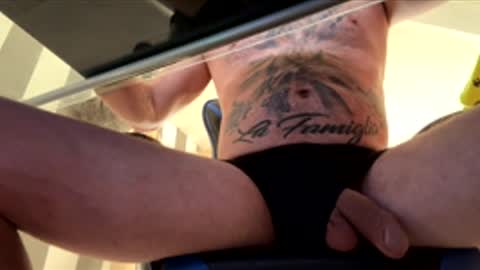 lorenzgutmann310 online show from December 1, 8:06 am