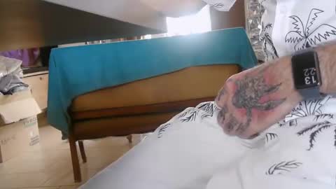 Lorenzot41 online show from April 18, 11:22 am