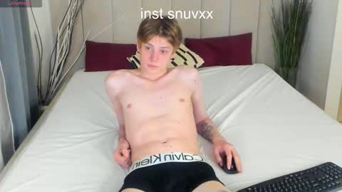 louie_evans online show from October 27, 7:49 pm