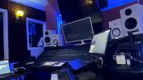 Prynce online show from March 9, 5:28 pm