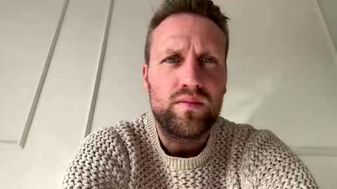 lovefuesse online show from March 8, 1:26 pm