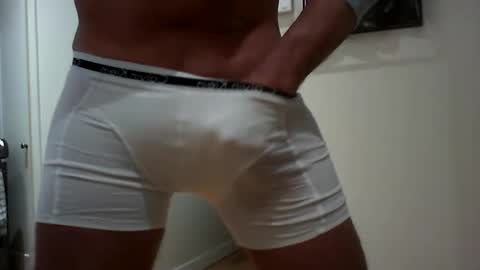 lovehairyone online show from February 24, 6:26 pm