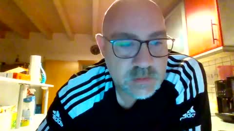 lover010983 online show from October 6, 3:55 am