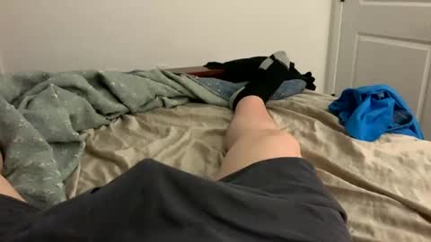 Snapshot of lovetocuminyou01 chatting on January 18, 9:13 am lovetocuminyou01 online show from January 18, 9:13 am