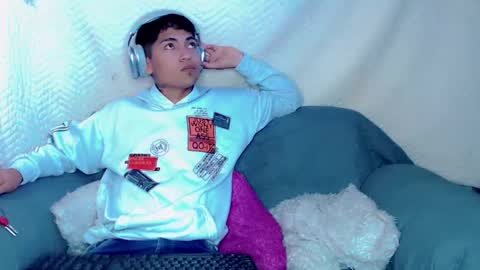 lpysami online show from November 5, 5:42 am