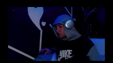 lpysami online show from November 17, 7:33 am