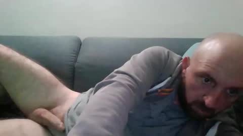 Snapshot of lucabeech88 chatting on October 14, 8:16 pm Luca online show from October 14, 8:16 pm