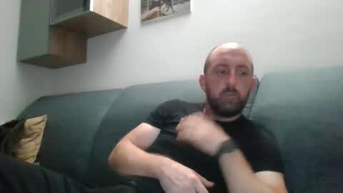 Snapshot of lucabeech88 chatting on October 12, 7:08 pm Luca online show from October 12, 7:08 pm