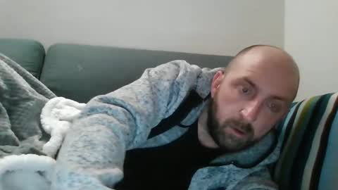 Snapshot of lucabeech88 chatting on December 25, 4:00 pm Luca online show from December 25, 4:00 pm