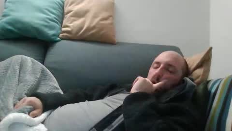 Snapshot of lucabeech88 chatting on February 13, 8:34 pm Luca online show from February 13, 8:34 pm