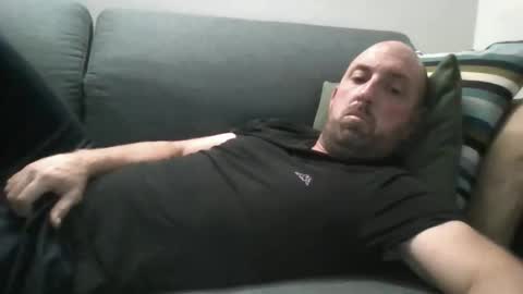 Snapshot of lucabeech88 chatting on October 2, 8:24 pm Luca online show from October 2, 8:24 pm