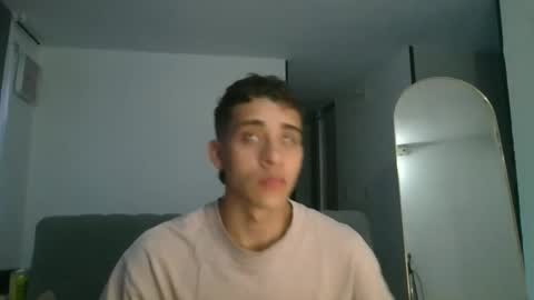 Lucas online show from April 21, 10:49 pm